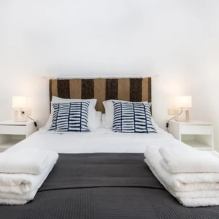 Central Apt Pool And Parking Puerto Banus - Rdr267