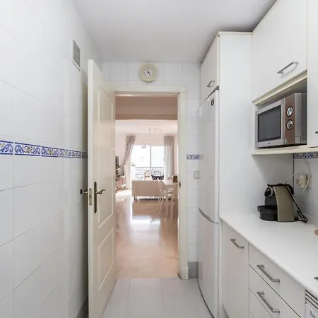 Central Apt Pool And Parking Puerto Banus - Rdr267 *