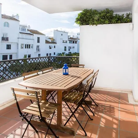 Central Apt Pool And Parking Puerto Banus - Rdr267